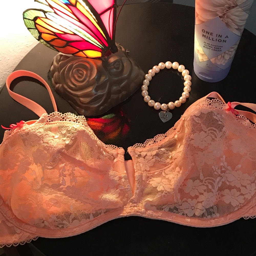 Victoria’s Secret Unlined Bra, Gorgeous!!! 36D